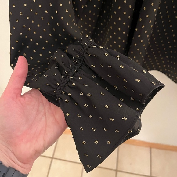 NWT Mock Neck Blouse — XL - Picture 6 of 13